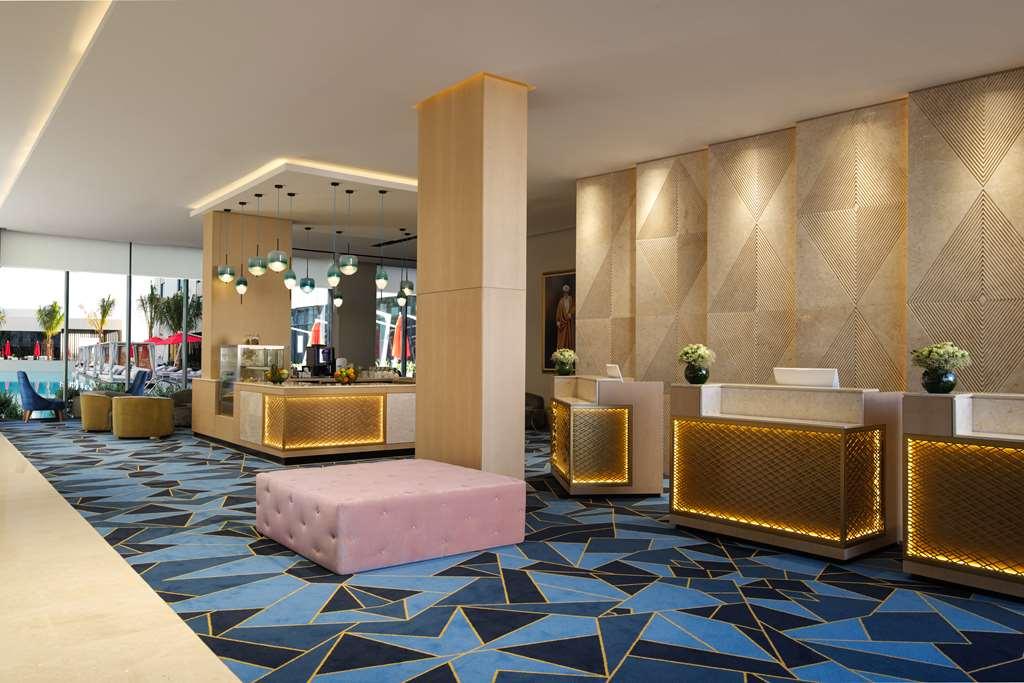Avani Suites *