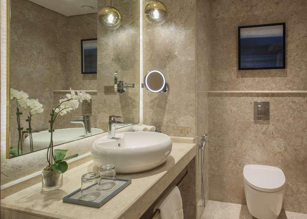 Avani Suites