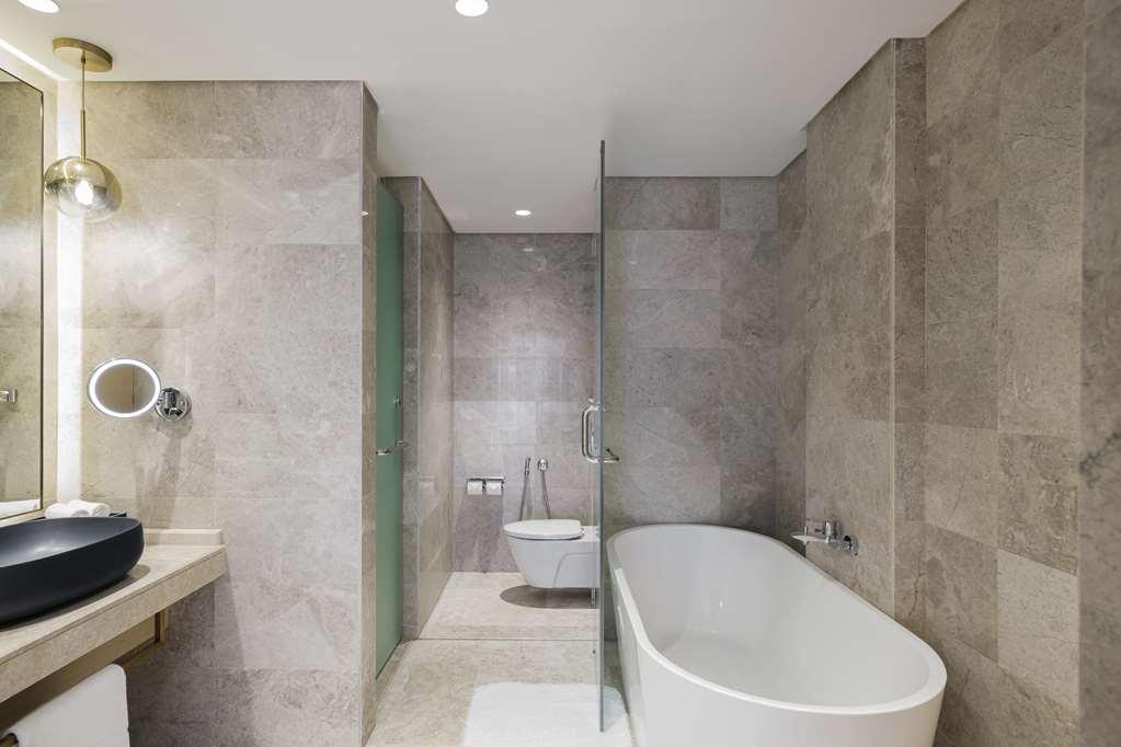 Avani Suites *
