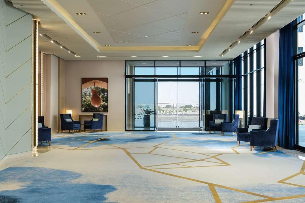 Hotel Avani Suites