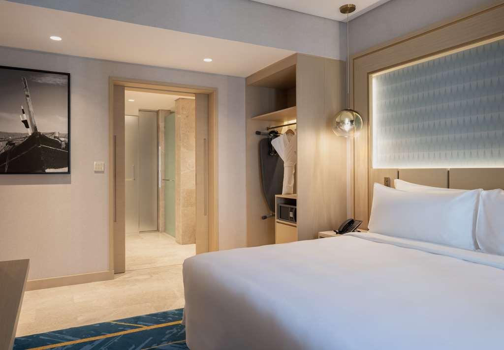 Avani Suites *
