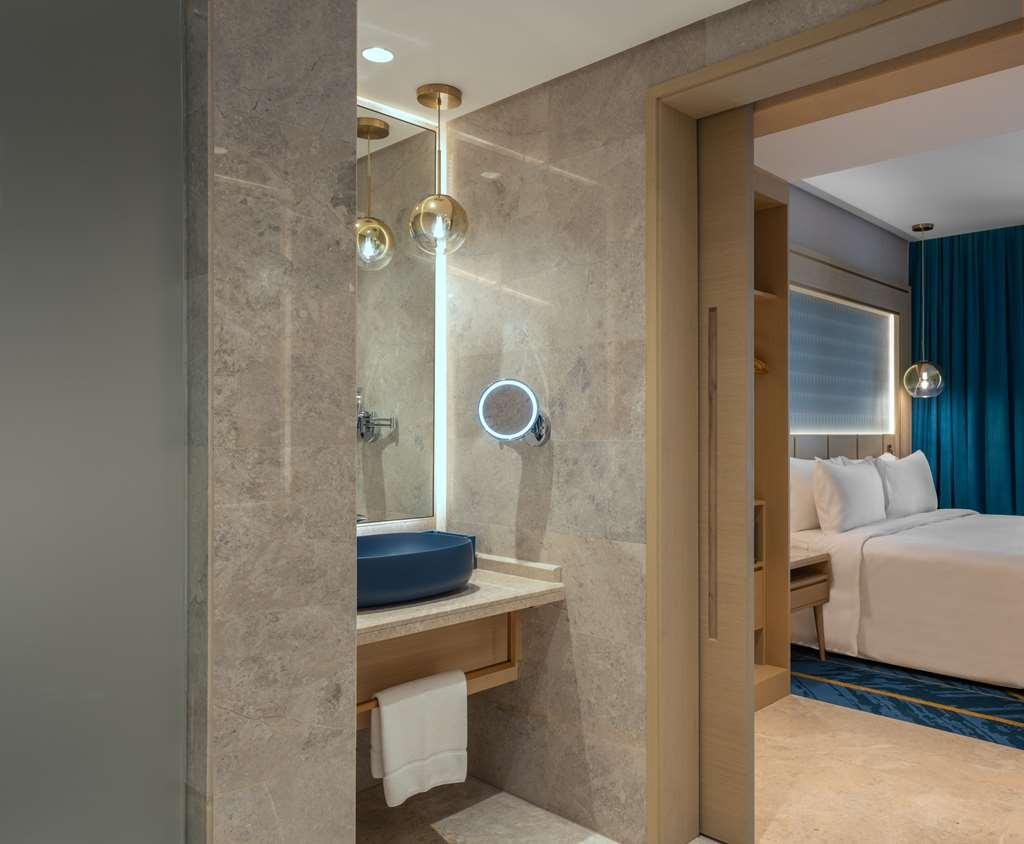 Avani Suites